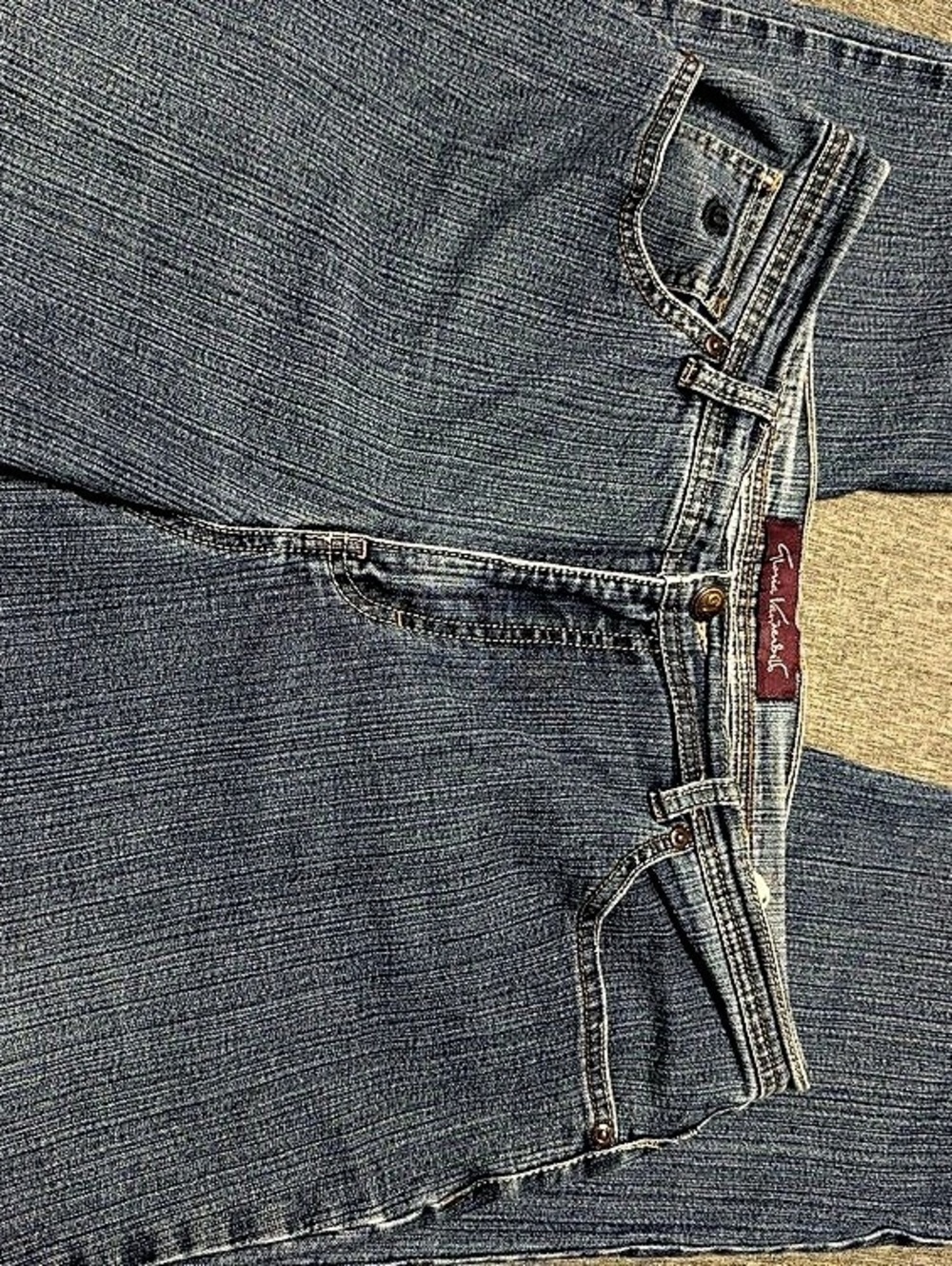 Gloria Vanderbilt Short port 14-Coutt Straight Leg Jeans Blue Waist 14 Like new.